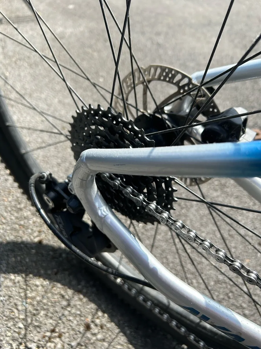 Mountain Bike - Image 4