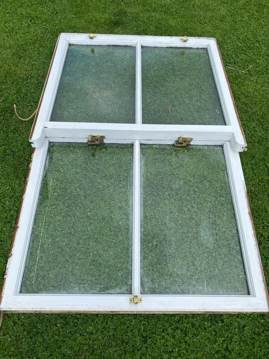 3Teak sash windows - Image 1