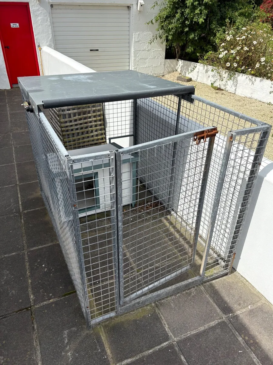 Dog run