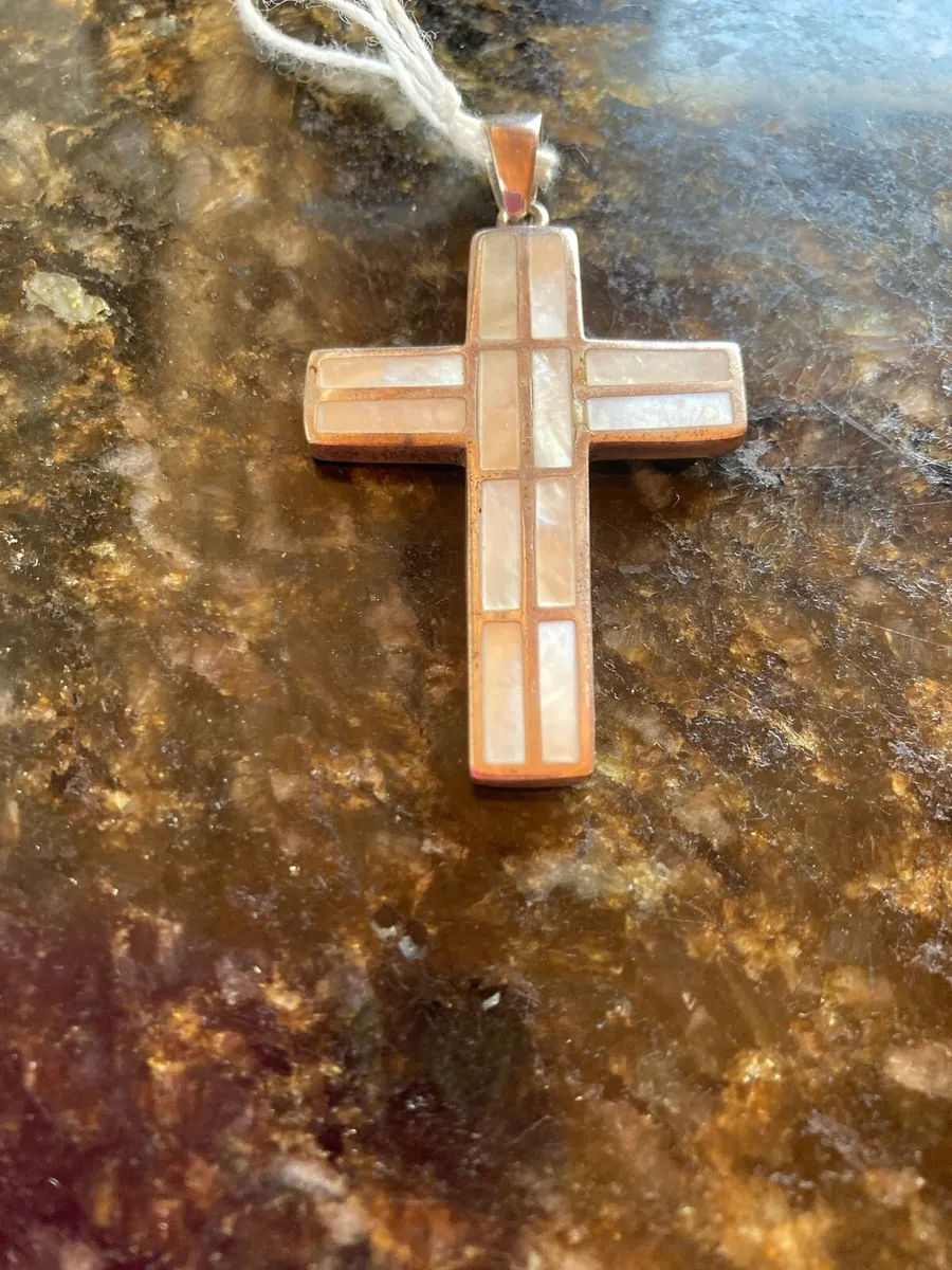 Sterling Silver heavy cross with mother of pearl - Image 1