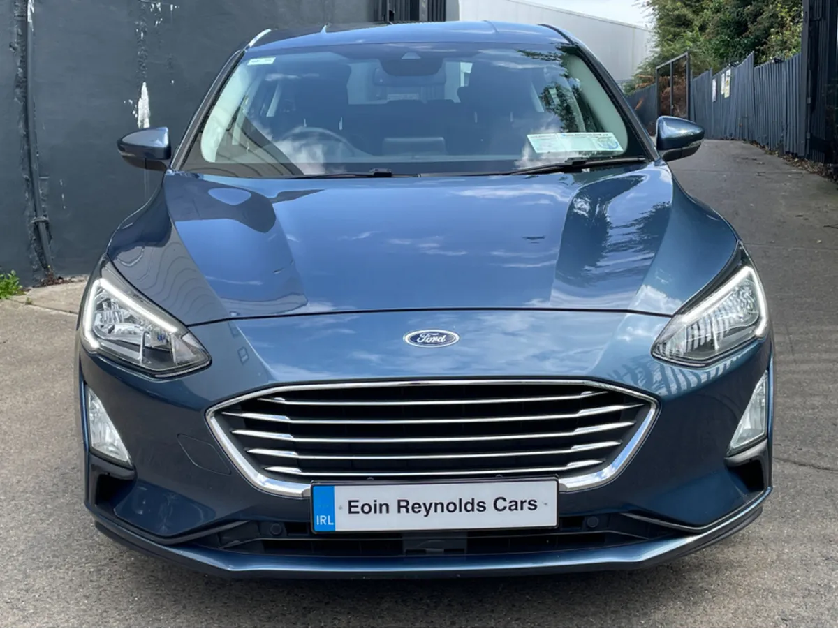 Ford Focus TITANIUM  1.5 TD 120 LOW KMS! VERY GOOD - Image 3