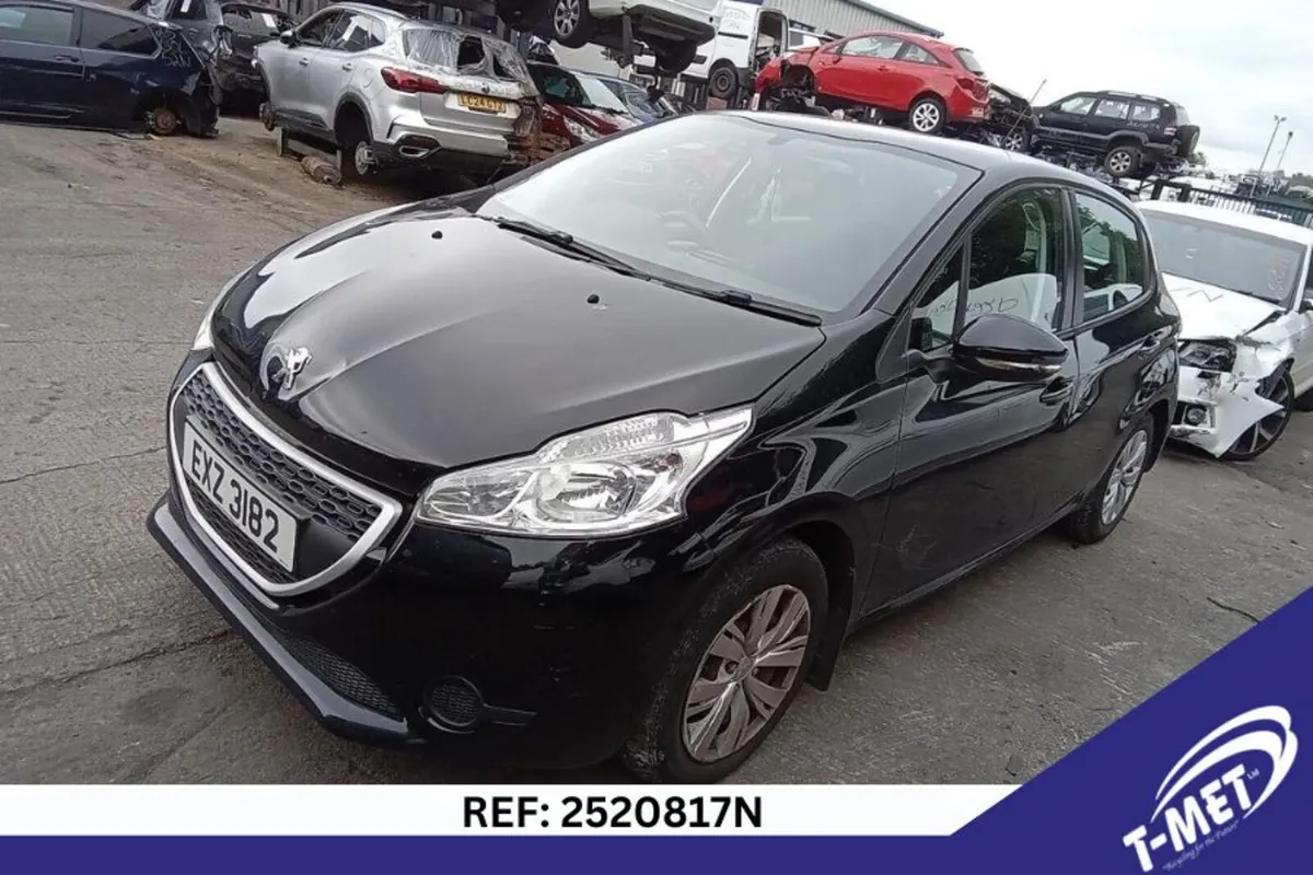 2013 PEUGEOT 208 BREAKING FOR PARTS - Image 1