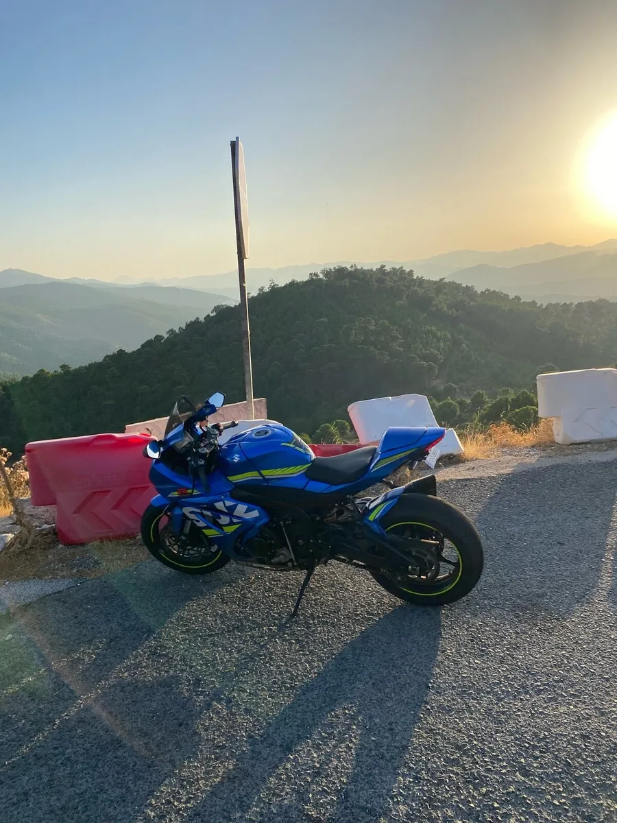 Suzuki Gsxr 1000 l7 abs(Full ohlins) - Image 4
