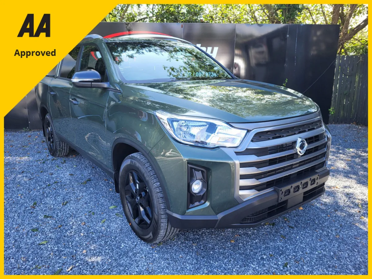 KGM Musso EL 2.2 AUTO CREW CAB 5 SEATER // €41750 - Image 1