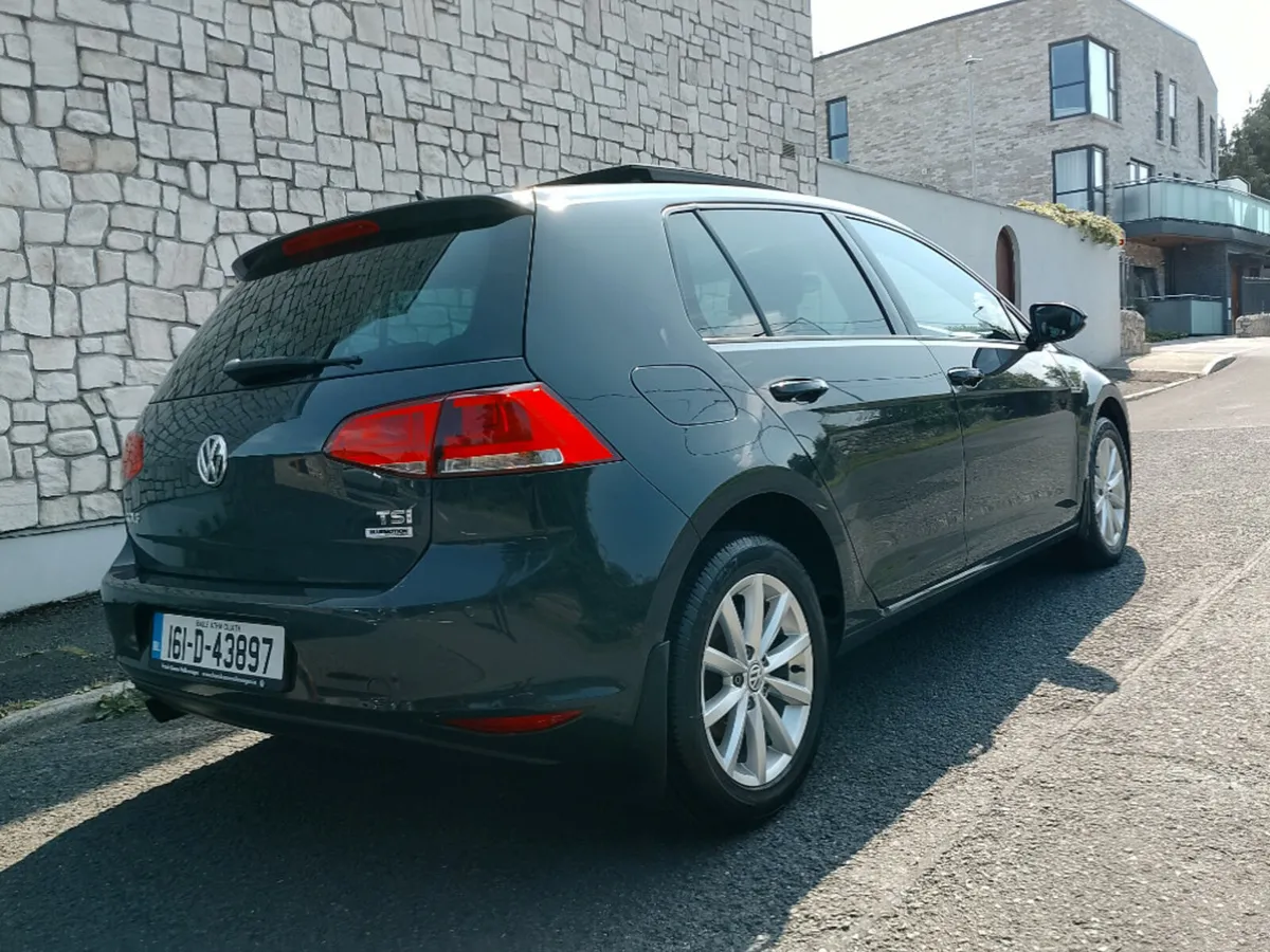 Volkswagen Golf Lounge 1.2tsi M6F 110 5DR - Image 4
