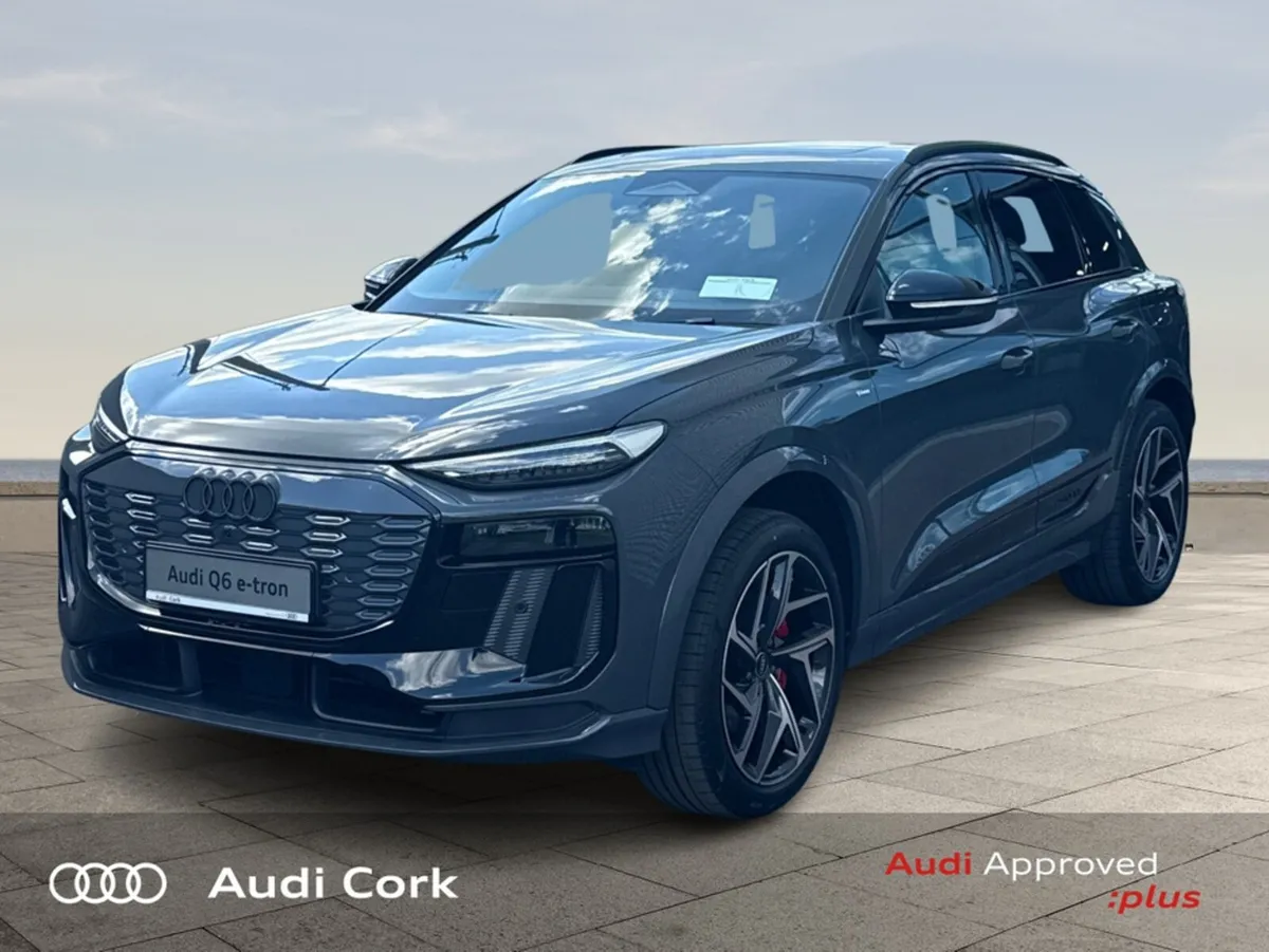 Audi Q6 e-tron QUATTRO 285kWH S-LINE BLACK EDITION - Image 3