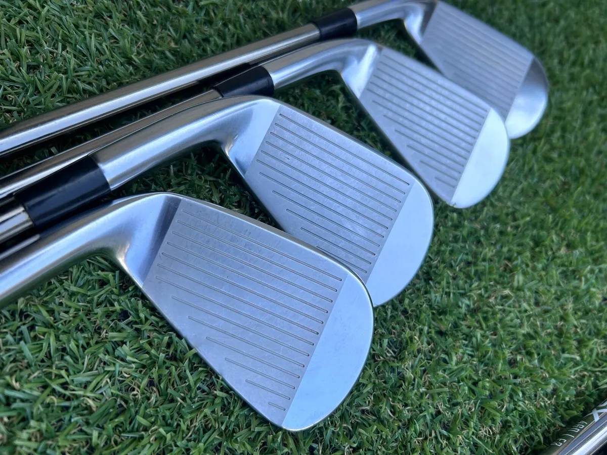 Mizuno 225 Pro irons (one inch longer graphite) - Image 3