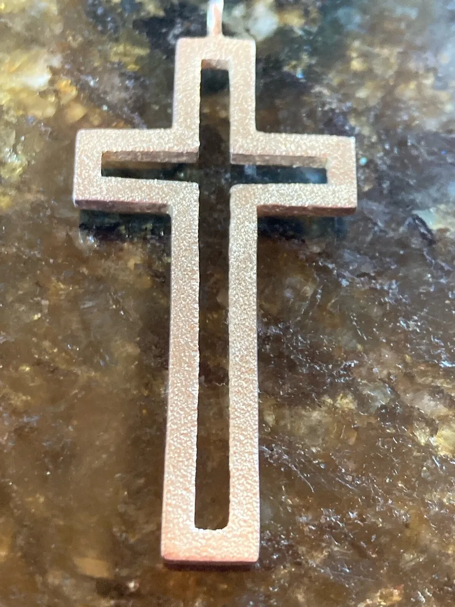 Sterling silver cross pendant - Image 2