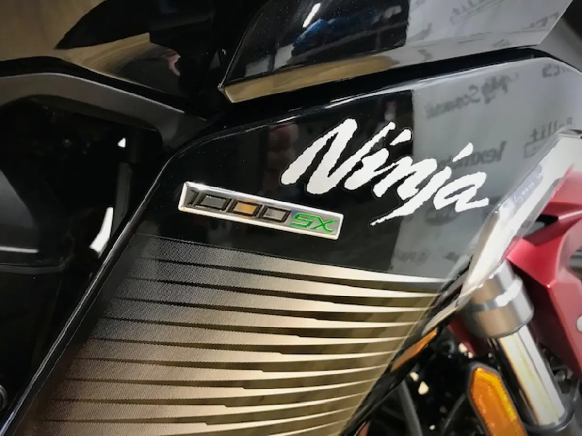 PRE-OWNED Kawasaki Ninja 1000SX 2024 - Image 4