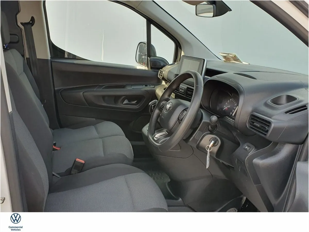 Toyota Proace P City 1.5(100bhp ) GX Sw(ex Vat) - Image 2
