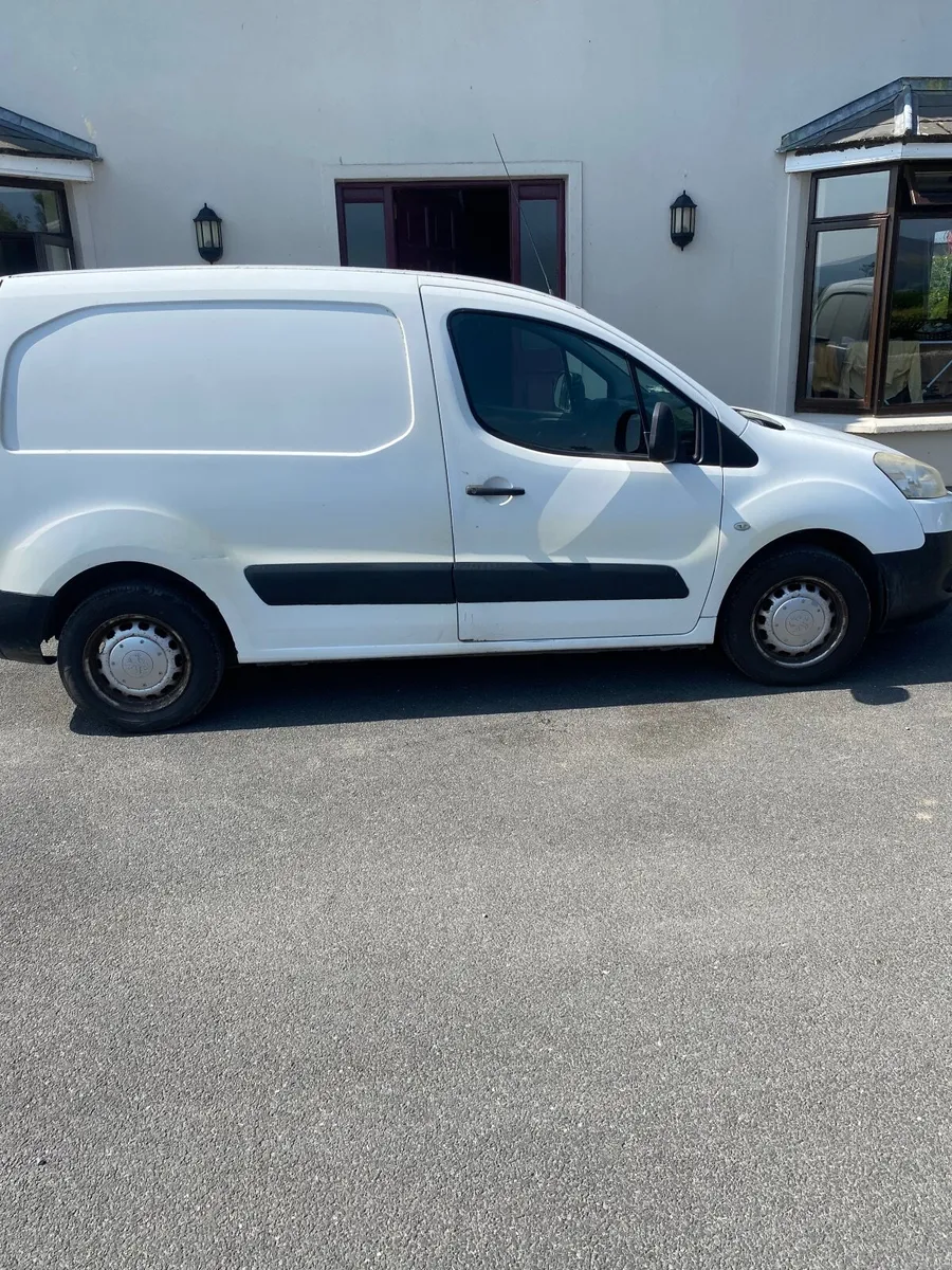 Peugeot Partner 2011 - Image 4