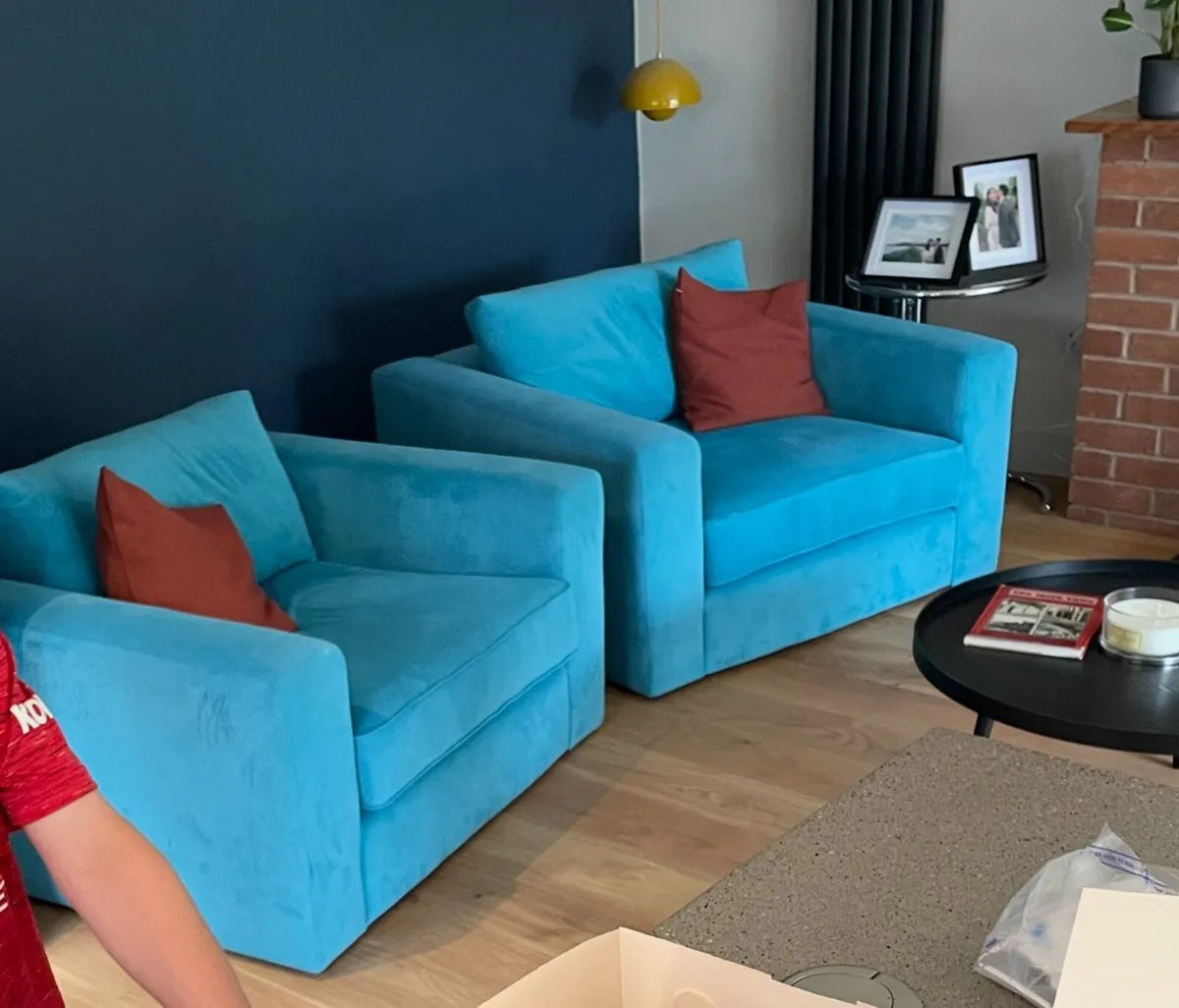 Armchairs - Image 1