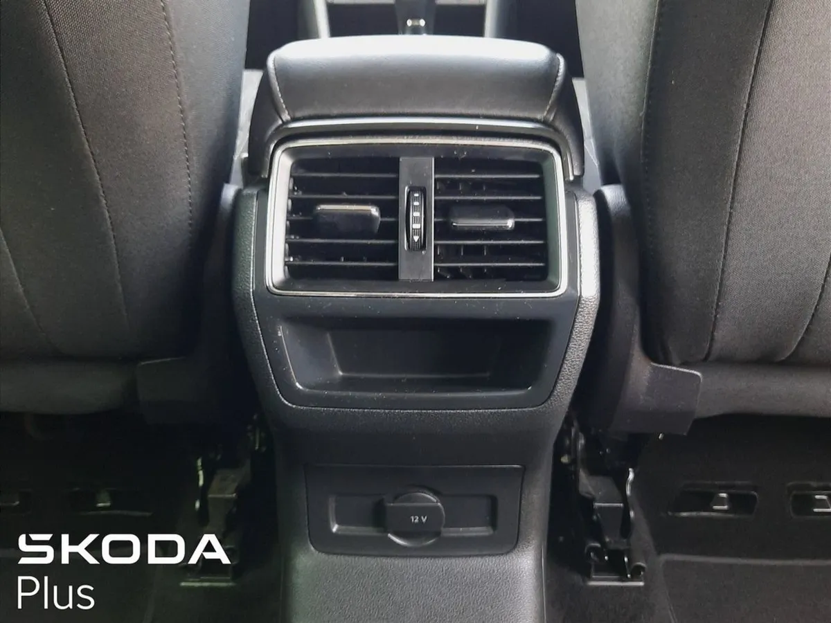 Skoda Karoq  tiny Mileage top Spec- Style 1.0tsi - Image 4