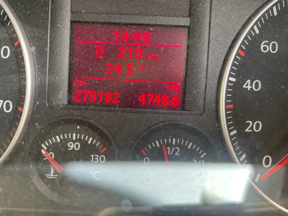 Volkswagen Golf 2008 - Image 2