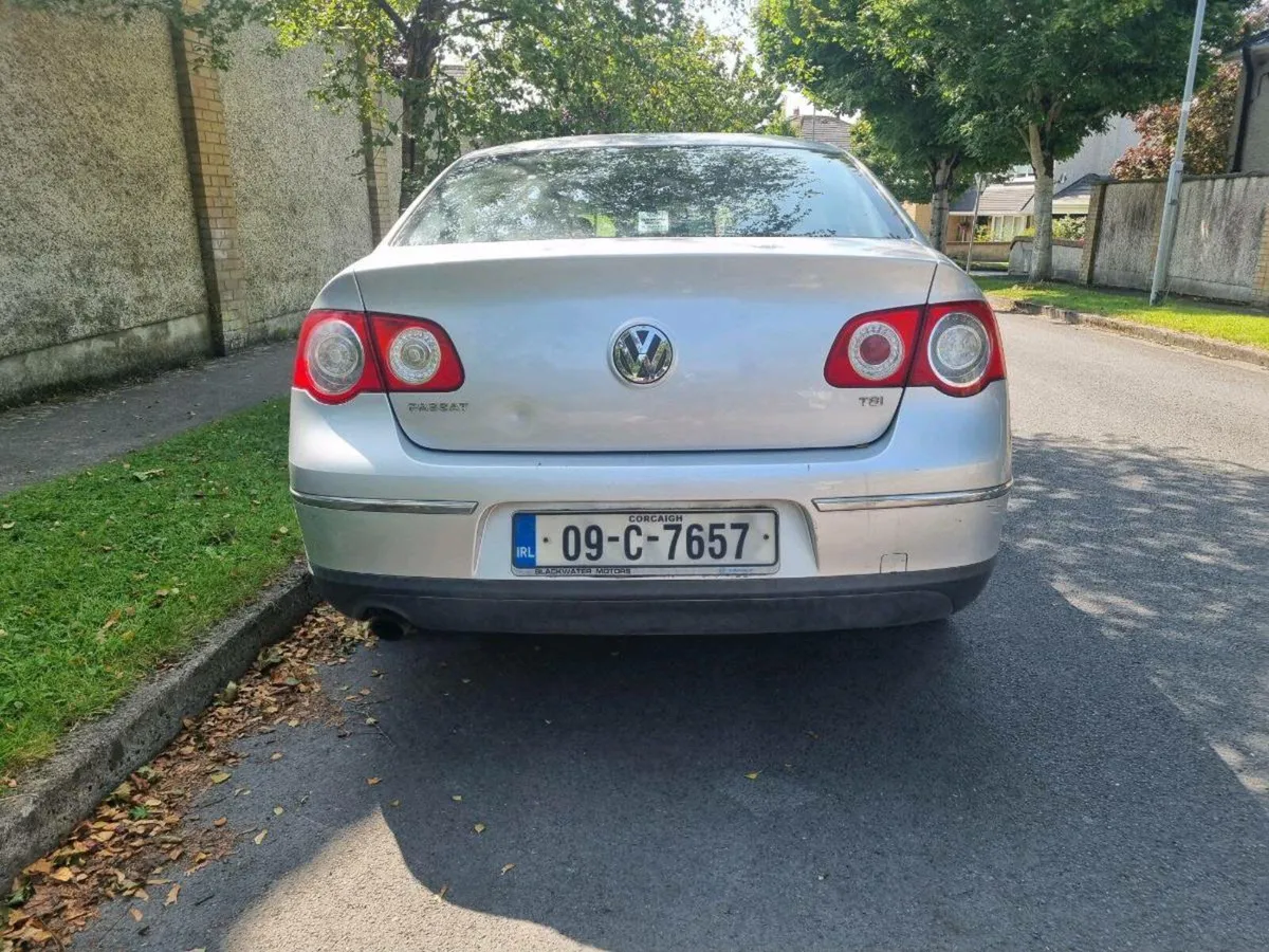 Volkswagen Passat 1.4 Petrol - Image 4