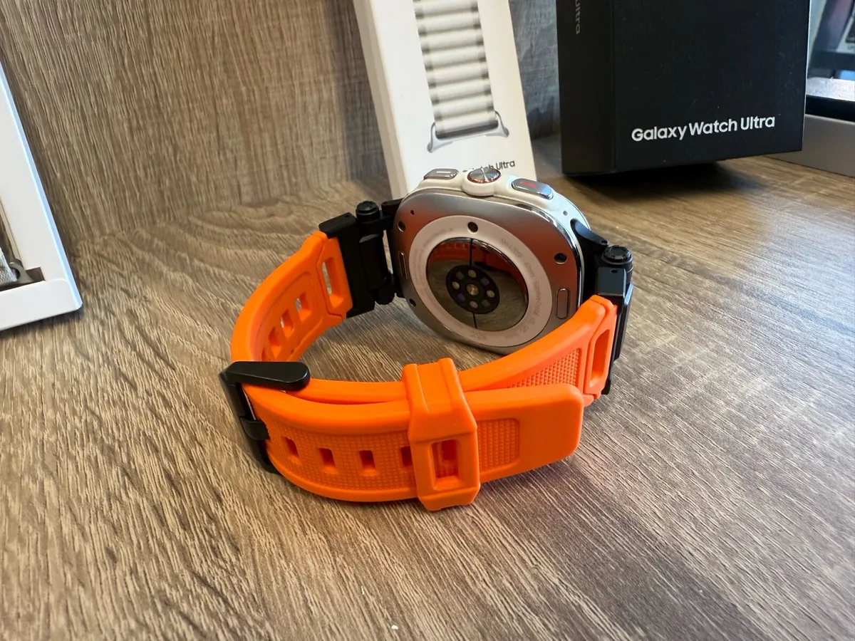 Samsung Watch Ultra 47MM LTE - Image 3
