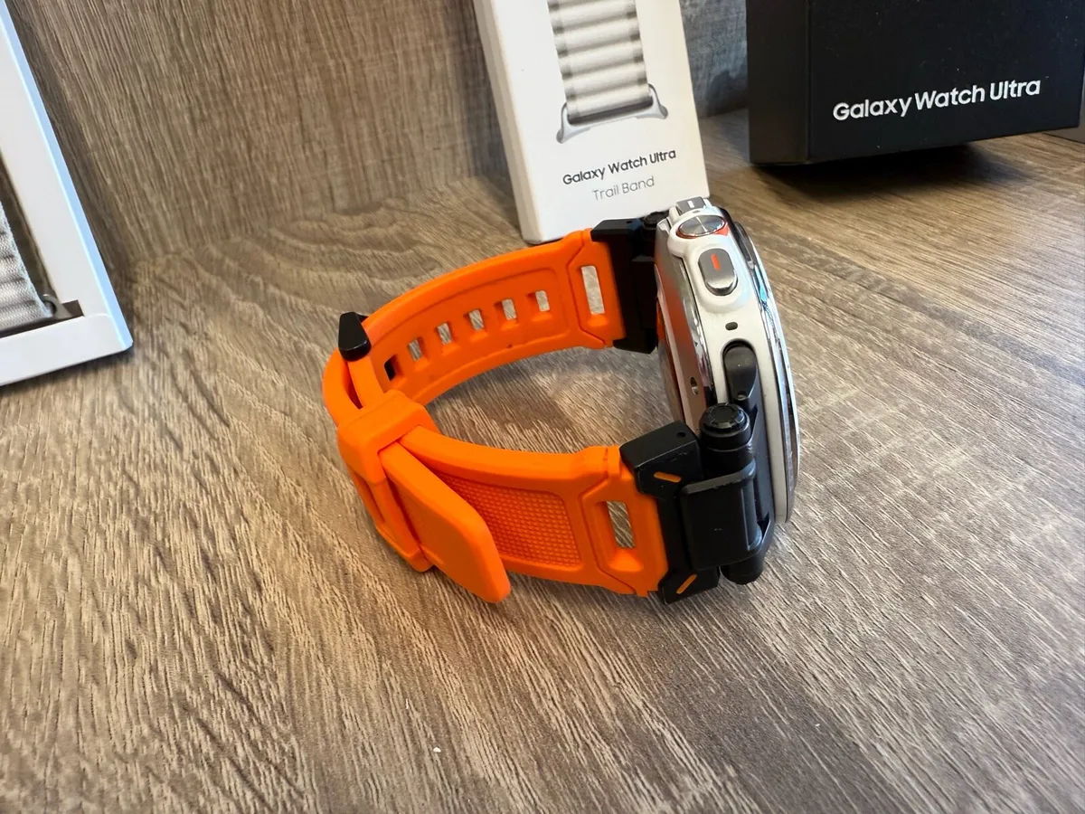 Samsung Watch Ultra 47MM LTE - Image 4