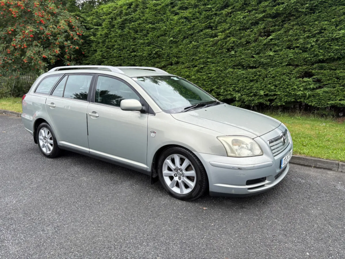 Toyota Avensis D-4D 2.0 T3 S S/NAV ESTATE 5DR - Image 1