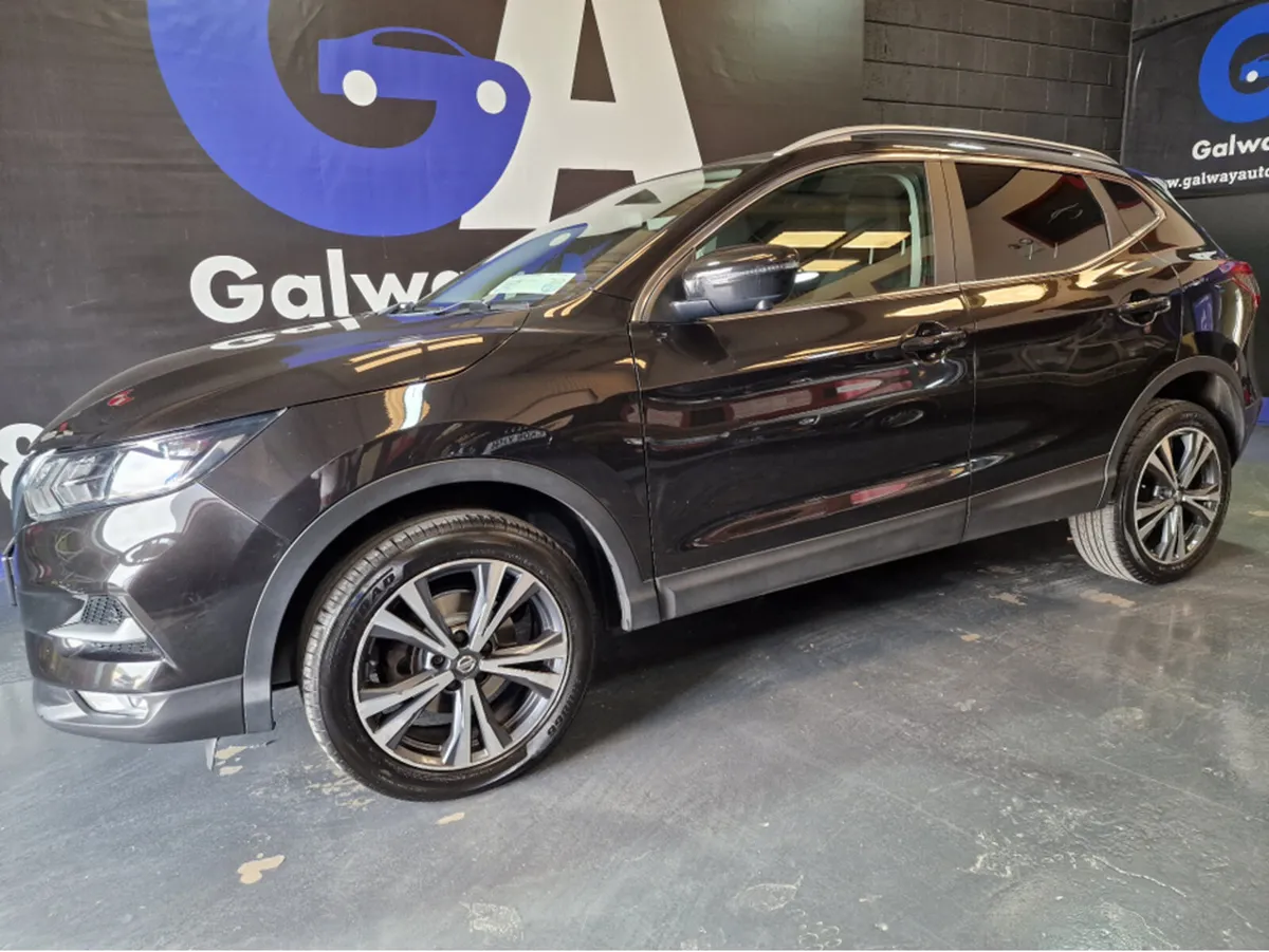 Nissan Qashqai N-CONNECTA- 360 CAMERAS-PAN.ROOF,FU - Image 4