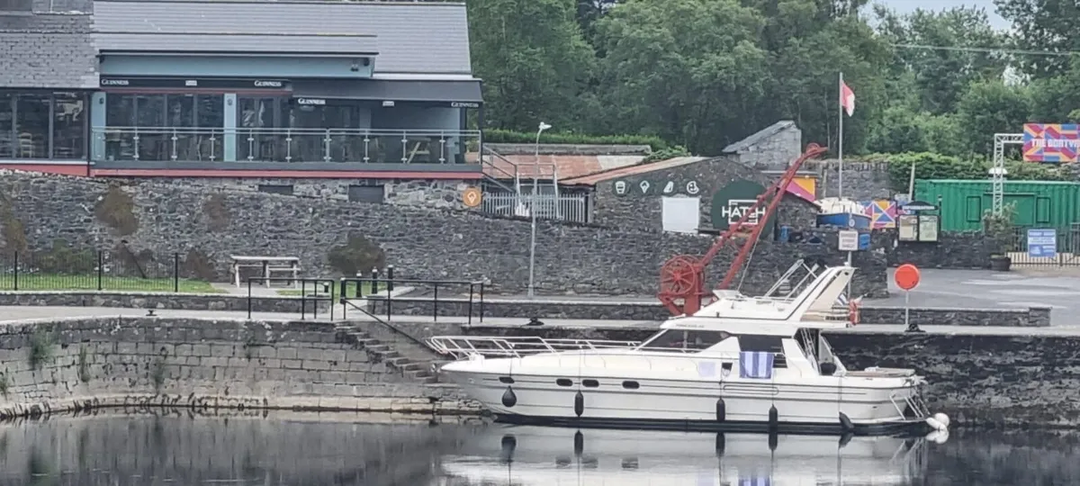 Boat - Image 1