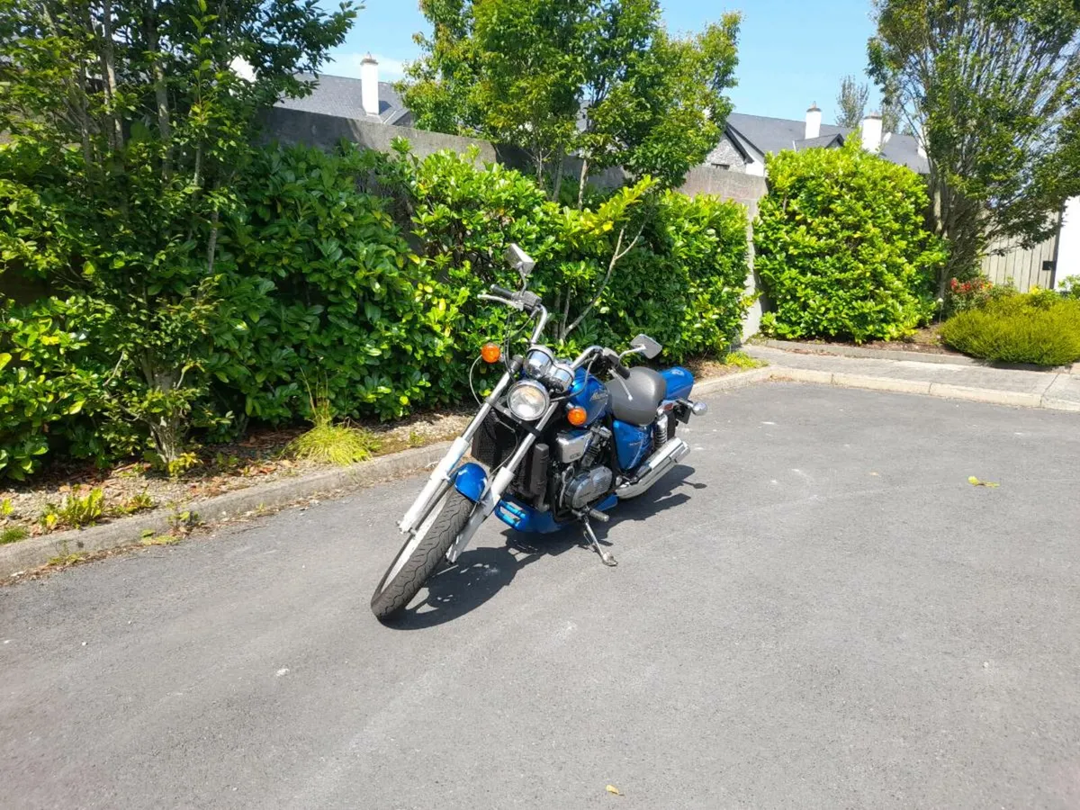Motorcycle - Image 4