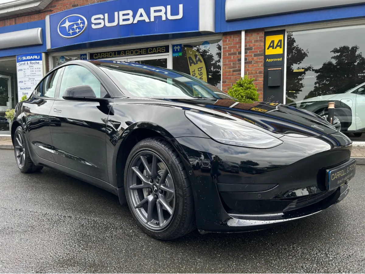 Tesla Model 3 Stunning Tesla in Black + Ivory - To - Image 2