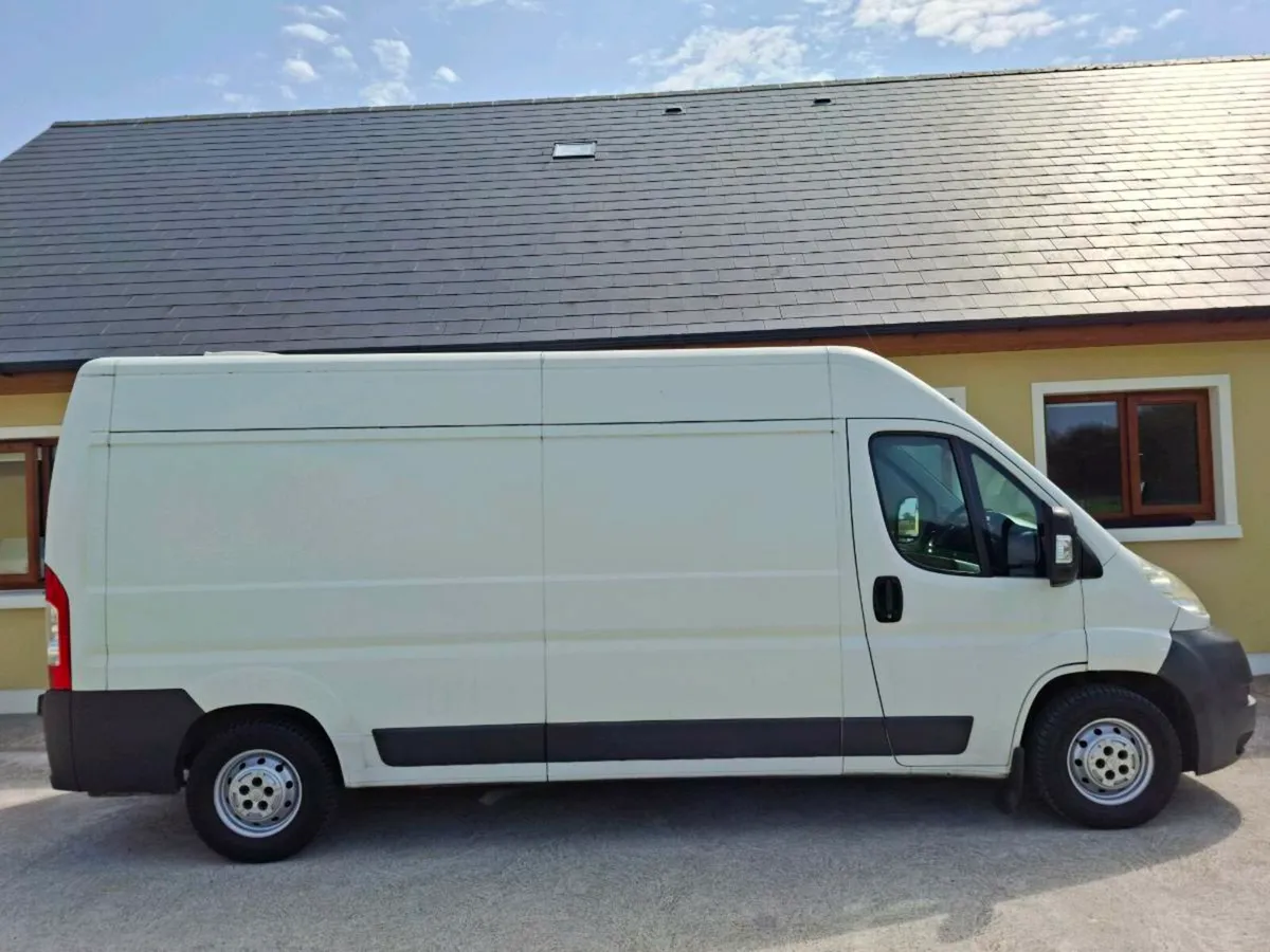 2012 Citroen Relay Camper - Image 2