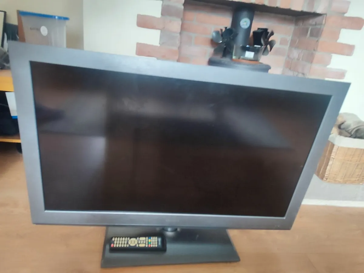 40" Bush LCD TV - Image 2