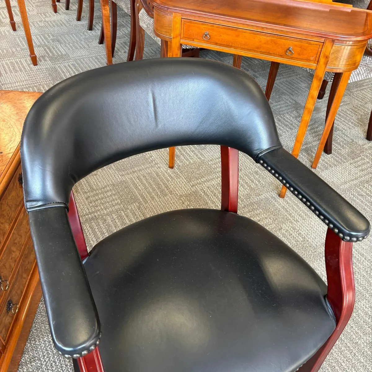 Fabulous leather captains style desk chair - Image 3