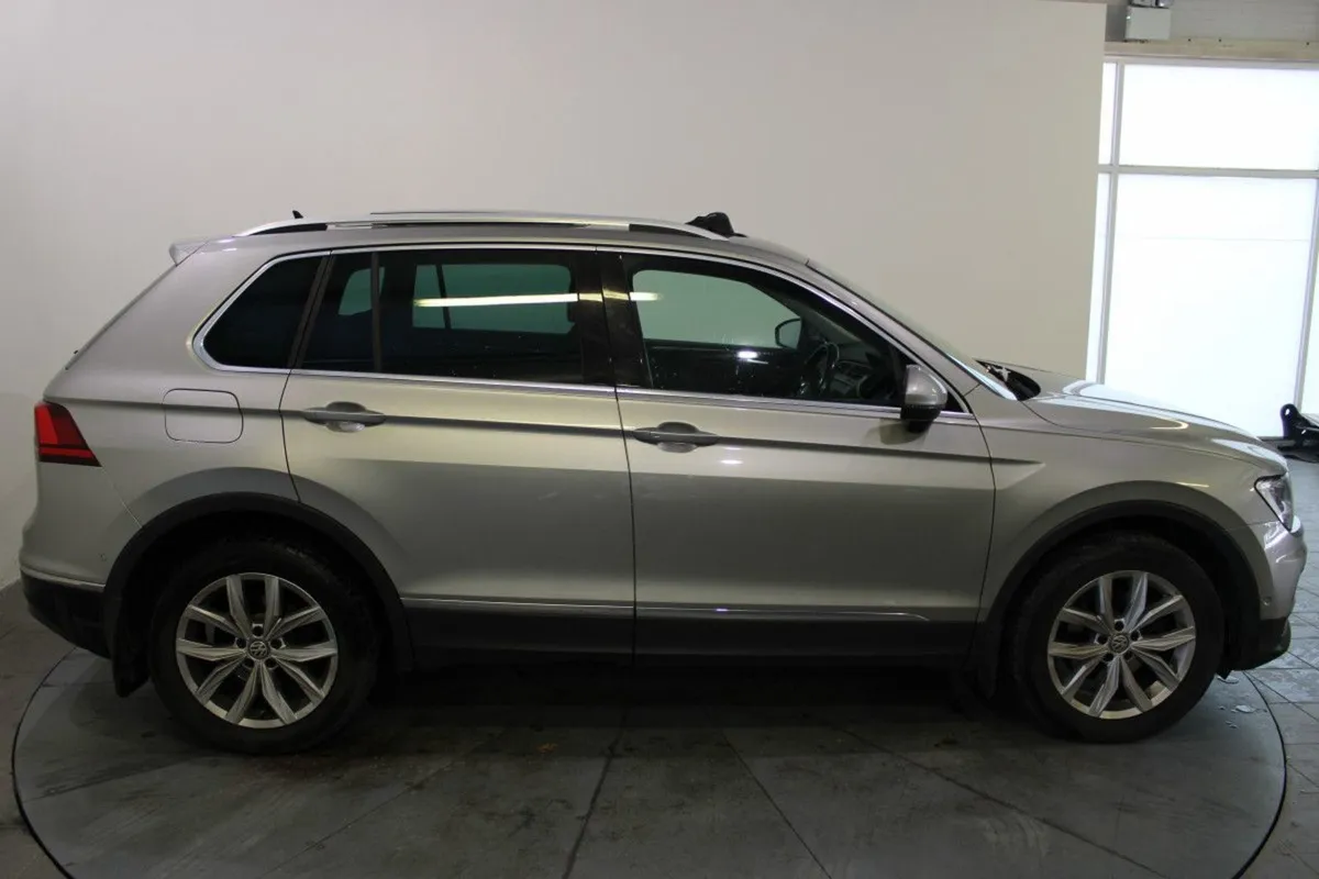 Volkswagen Tiguan 2.0 TDI 150HP BMT 4WD Highline - Image 3