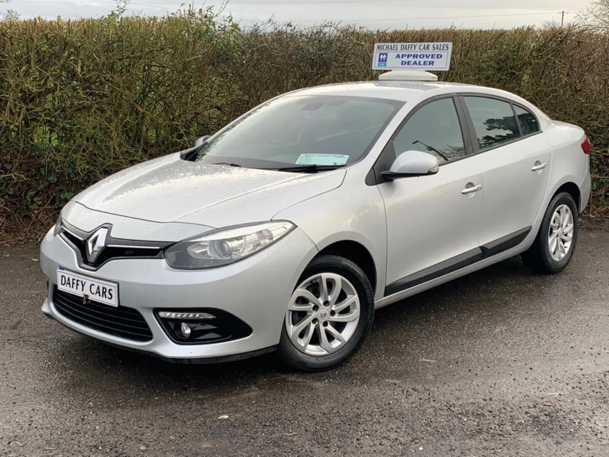 Renault Fluence DYNAMIQUE 1.5 DCI 95 2 4DR - Image 1
