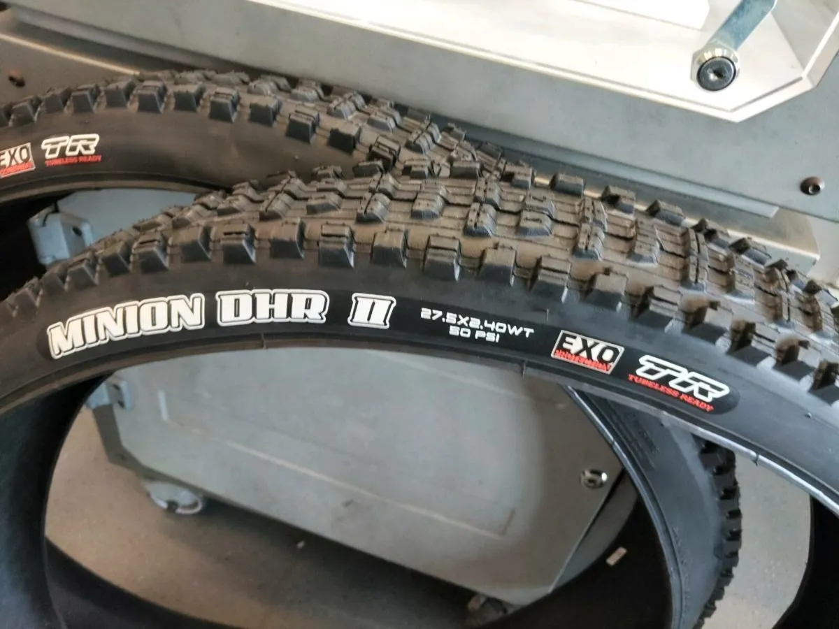 Maxxis minion dhr 27.5 - Image 2