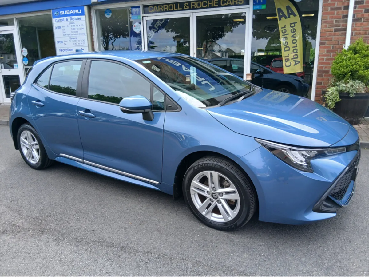 Toyota Corolla LUNA H/B 4DR AUTO HYBRID, GREAT FIN - Image 2