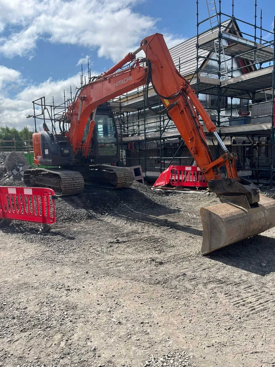 Zaxis 135 - 5 - Image 2