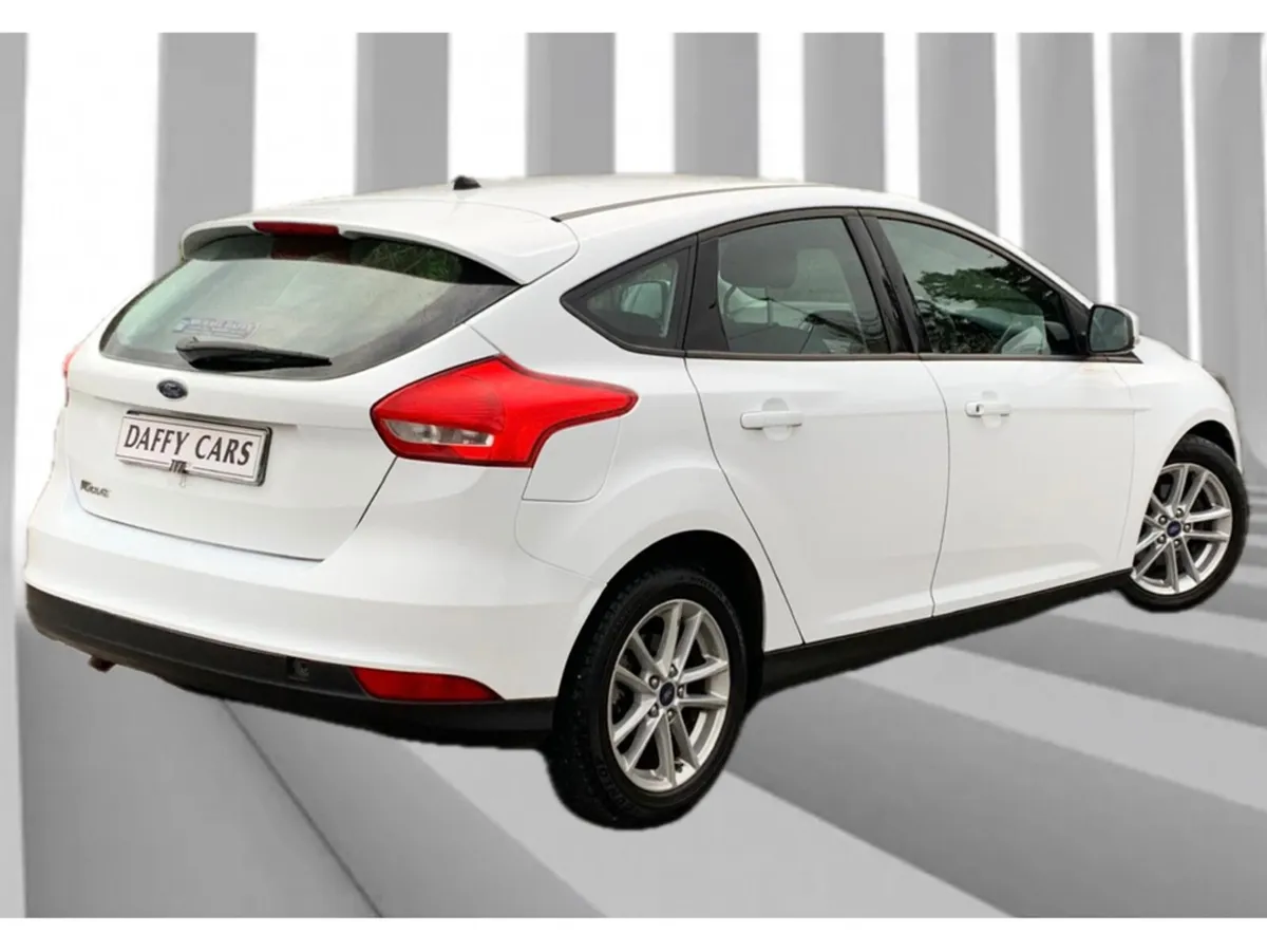 Ford Focus STYLE 1.5 TD 120PS POWER POWERSHIFT - Image 4