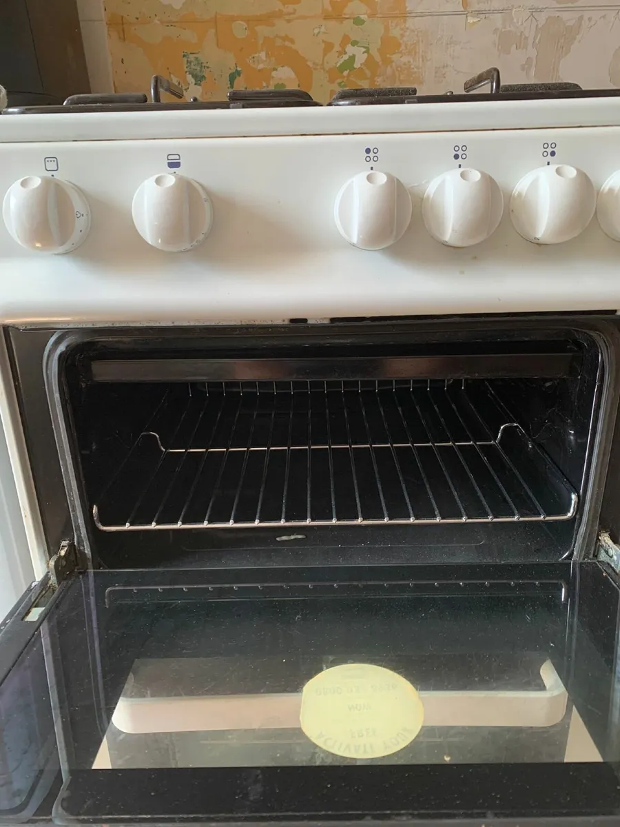 ZANUSSI Gas Oven with Grill & Hob - Excellent Cond - Image 2