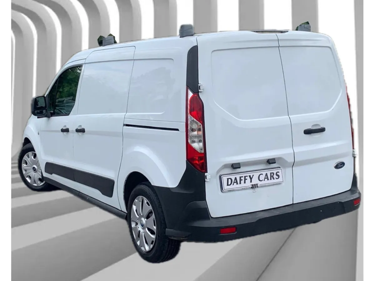 Ford Transit Connect LWB BASE 1.5 TD 75PS 5SPEED 3 - Image 4