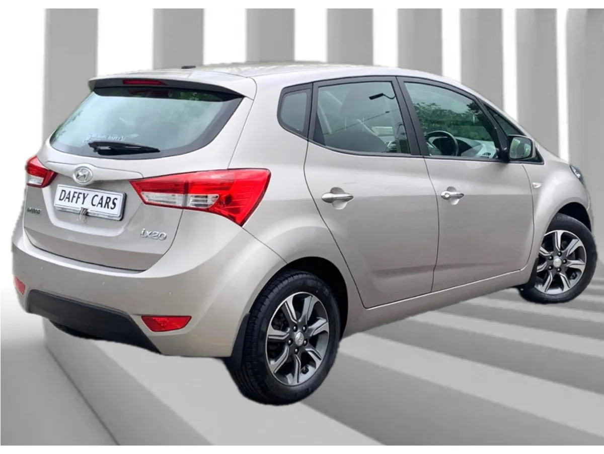 Hyundai ix20 PETROL DELUXE PLUS 5DR AU AUTO - Image 4