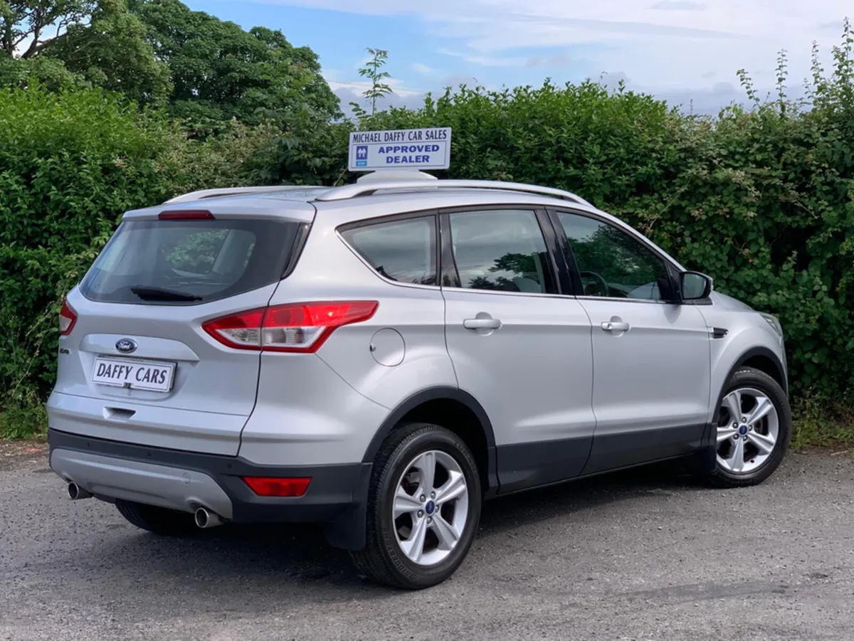 Ford Kuga COMMERCIAL ZETEC 4SEATS FWD 2.0 120PS 4D - Image 4