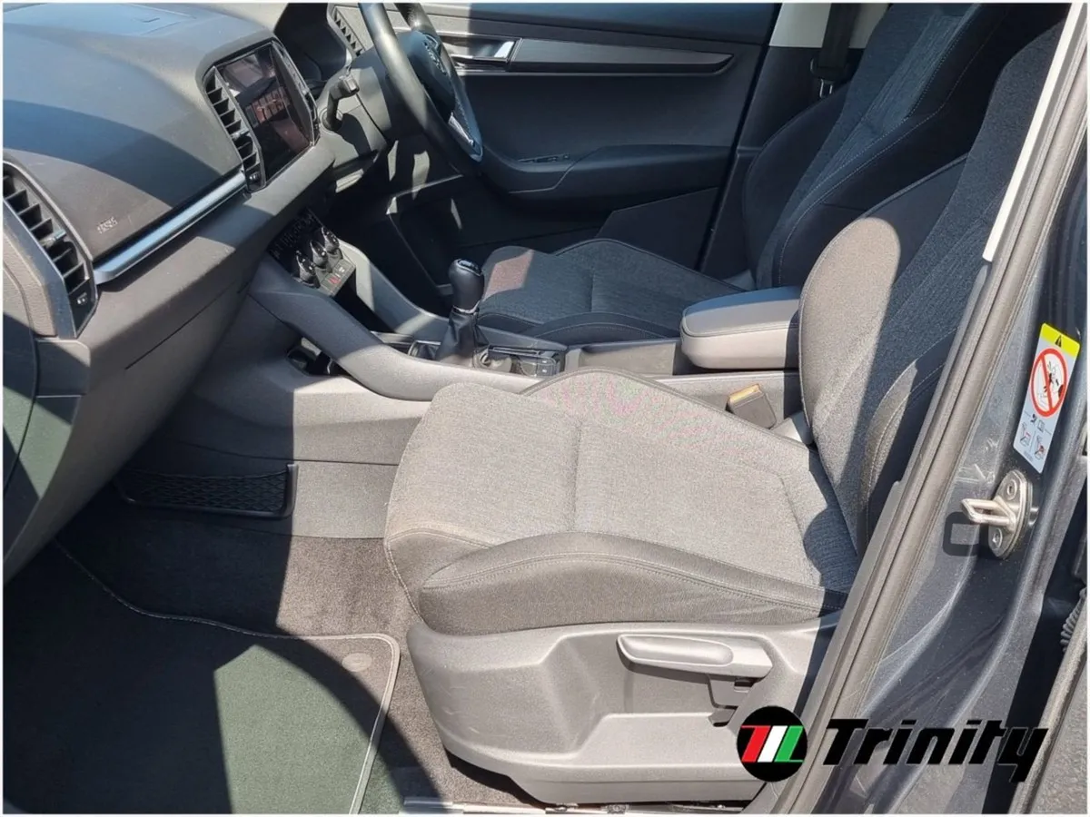 Skoda Karoq Style 1.5tsi 150HP Trinity Skoda - Image 4
