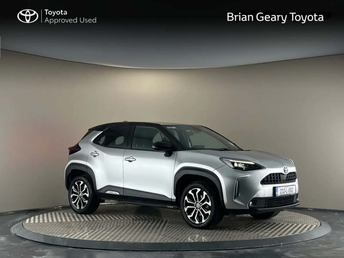 Toyota Yaris Cross HYBRID LUNA SPORT - Image 1
