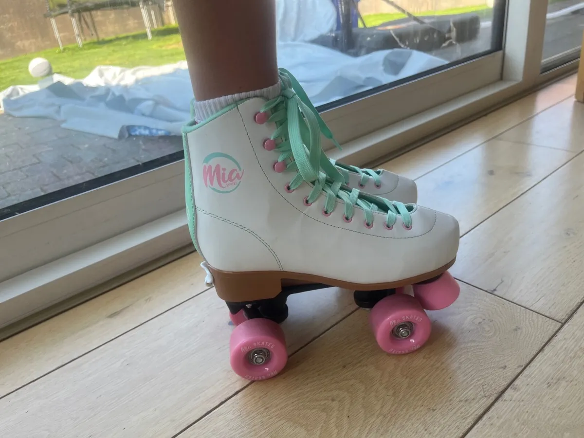 Roller skates - Image 3
