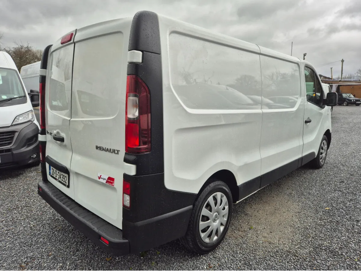 Renault Trafic LL30  DCI 120 BUSINESS €19950 inc v - Image 4