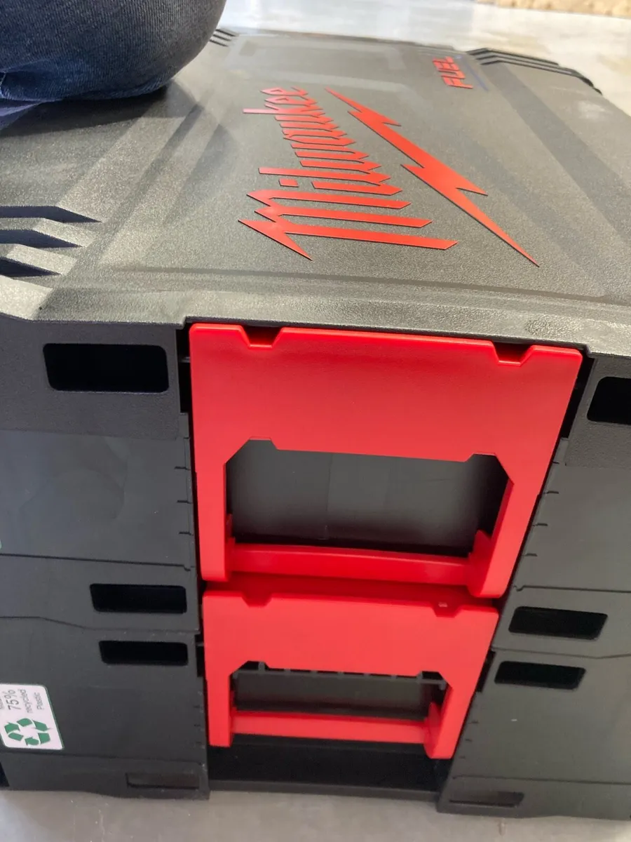 Milwaukee tool case / storage boxes - Image 4