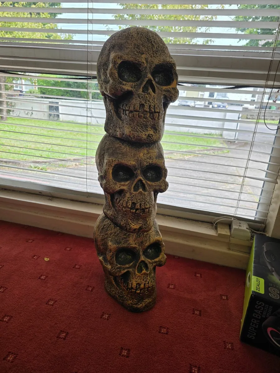 Big halloween decoration - Image 4