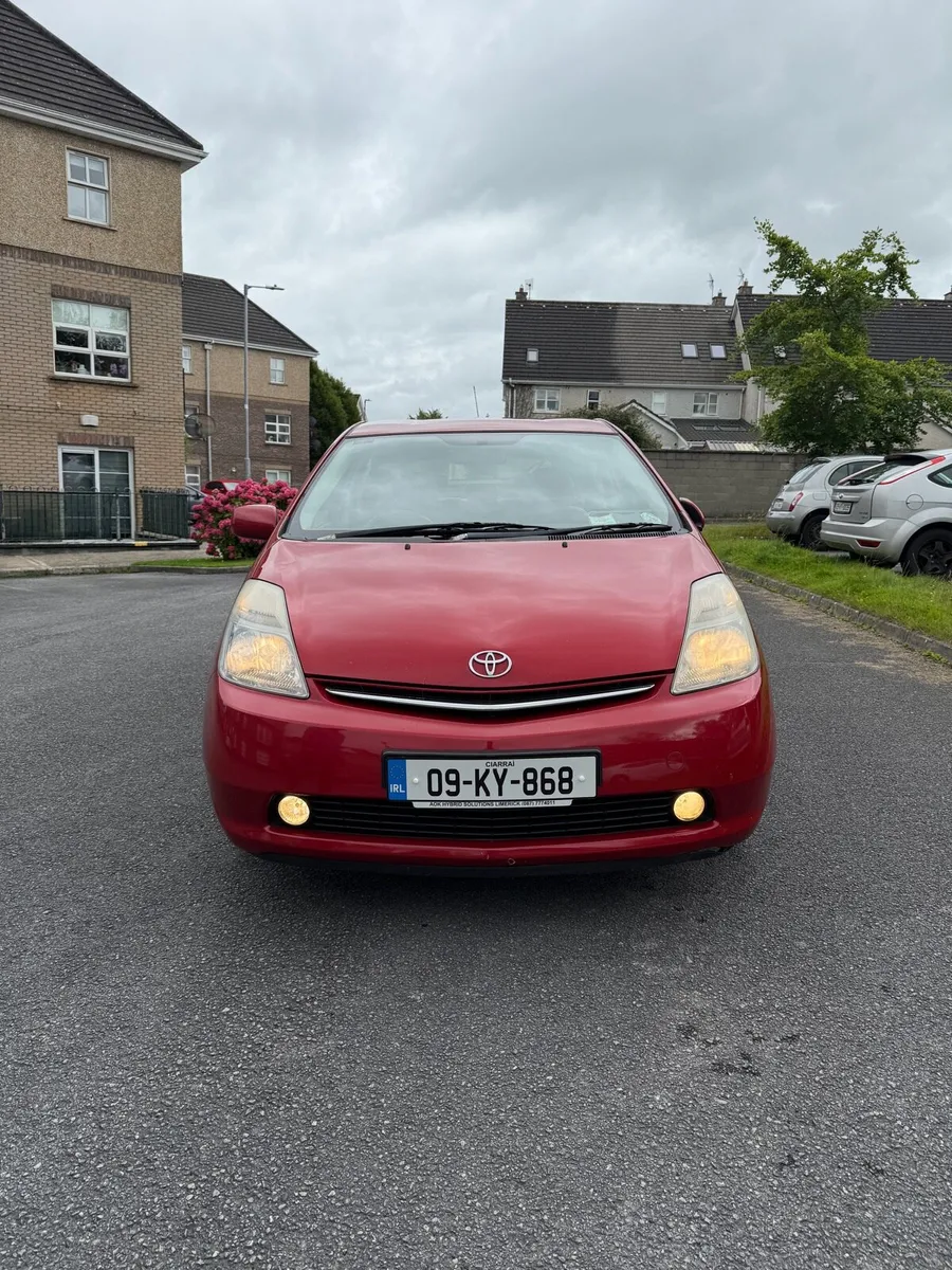 Toyota Prius - Image 2