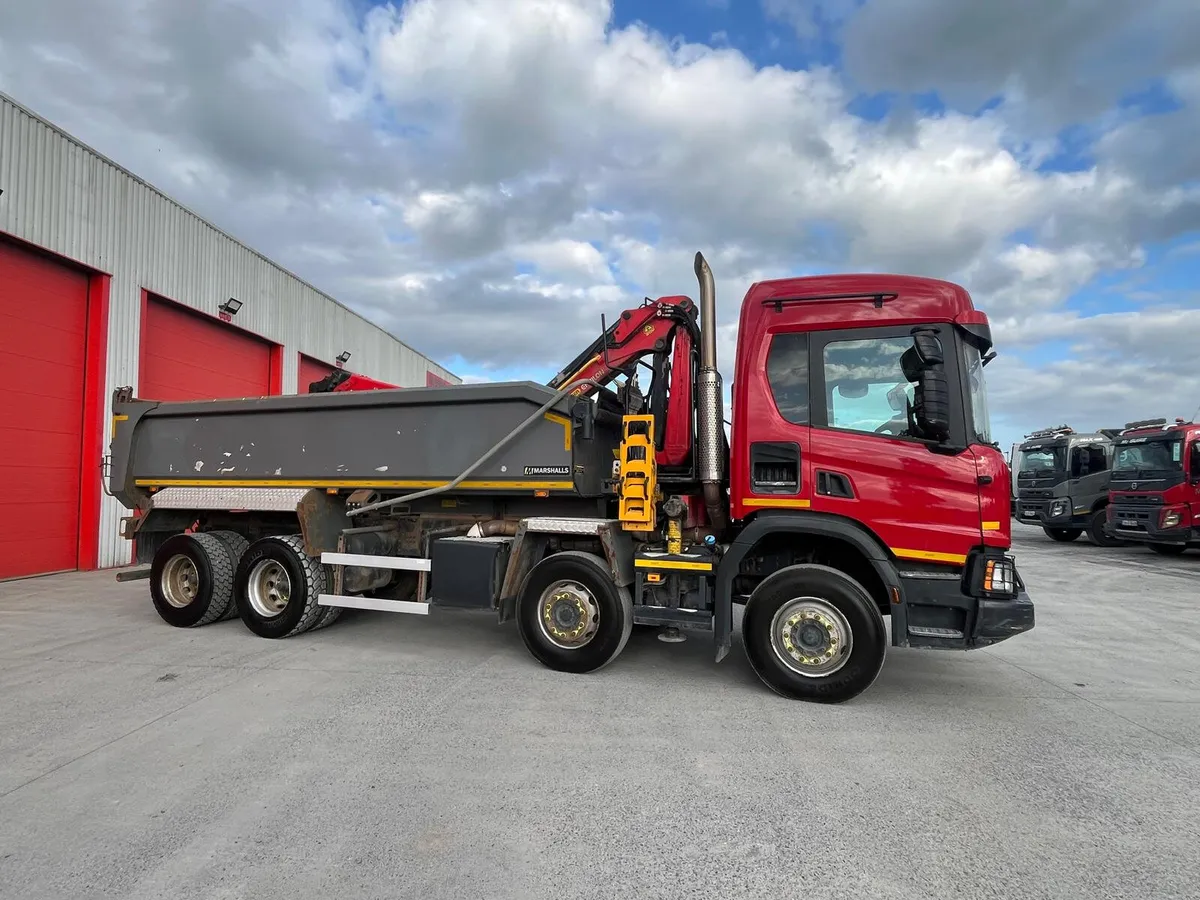 2020 Scania P410 XT 8x4 Tipper Grab - Image 4
