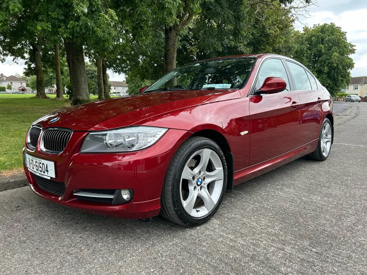 2011 BMW 320i Exclusive Edition // NCT & TAX - Image 4