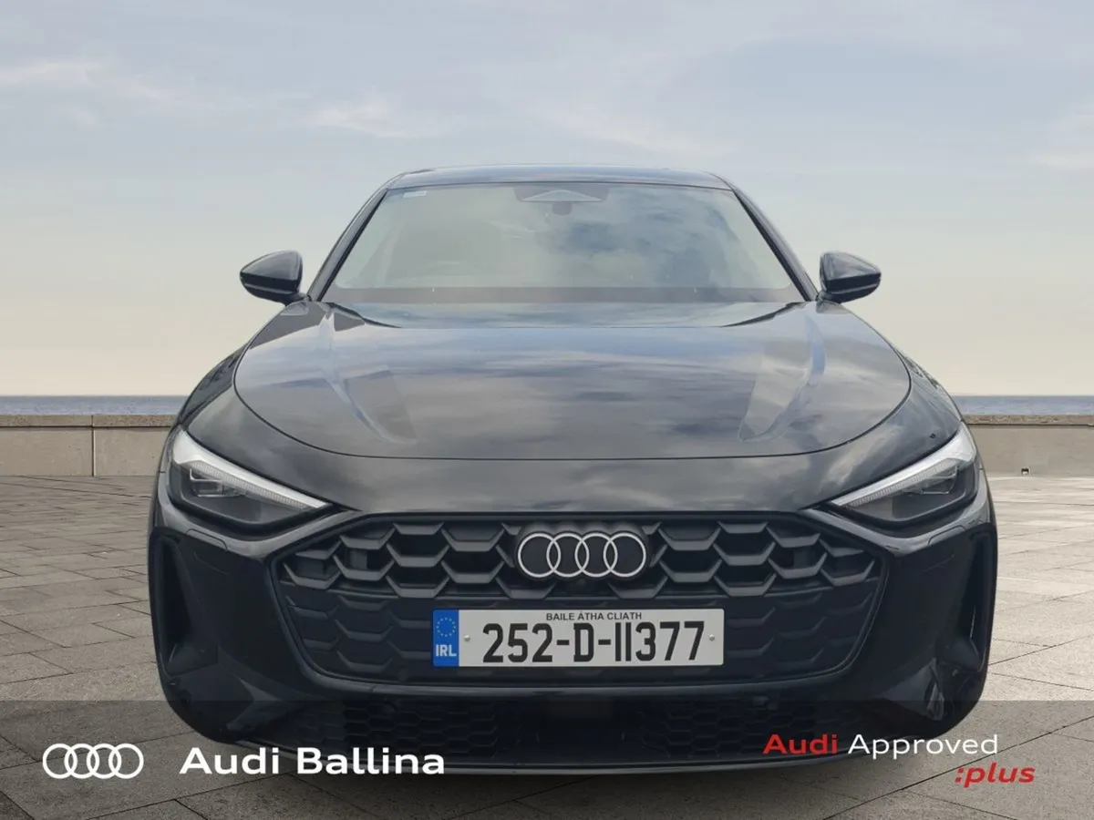 Audi A5 E-hybrid Q 220KW SE - Image 4
