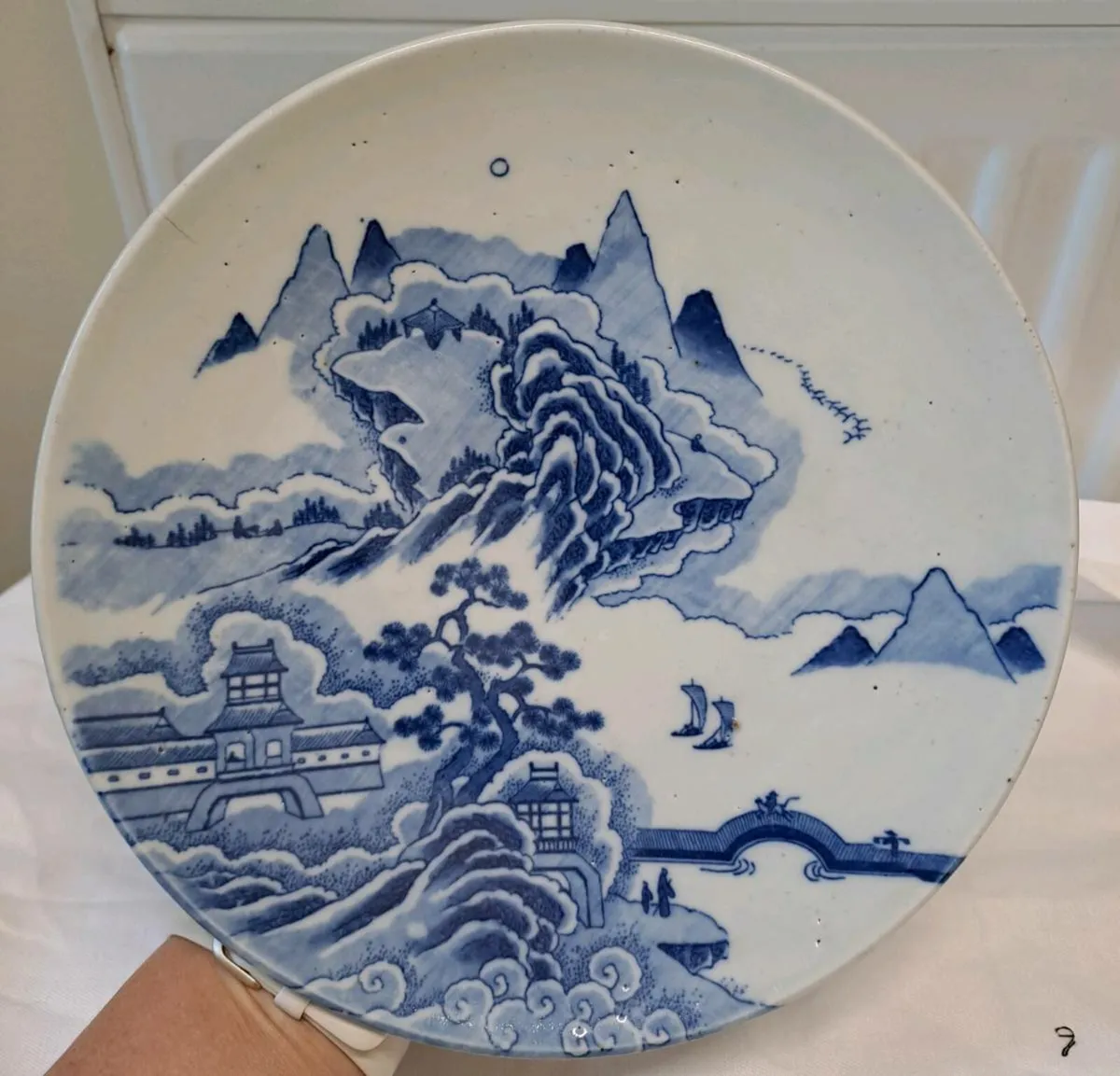 Antique Chinese porcelain blue and white plate - Image 1